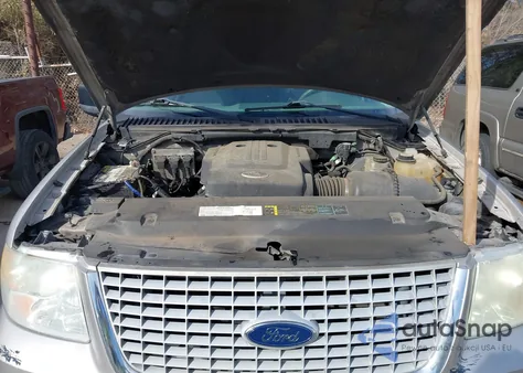 2004 Ford Expedition Xlt z USA, uszkodzony, nr VIN 1FMEU15W44LB04018